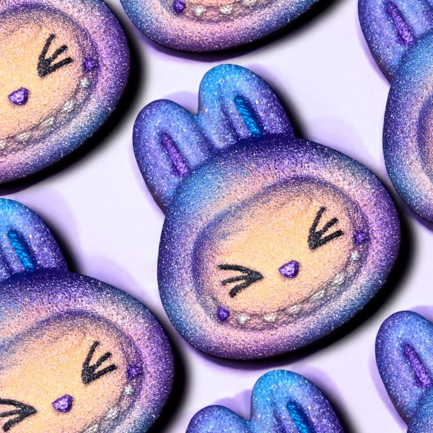 Purple/Blue Eyes Closed Lab Bath Bomb