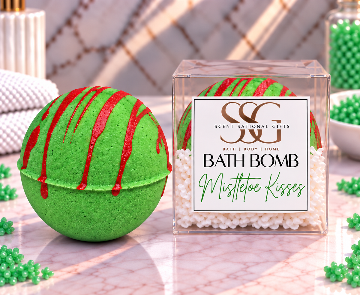 Mistletoe Kisses Classic Bath Bomb