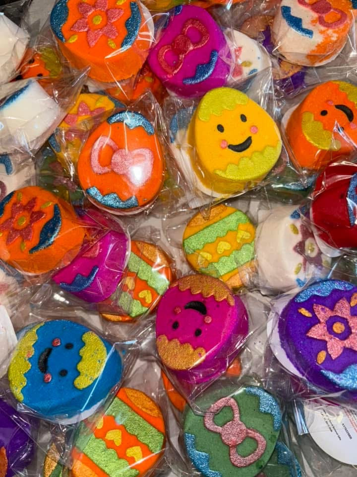 Small Egg Bath Bomb