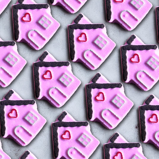 Small Pink Gingerbread House Bath Bomb